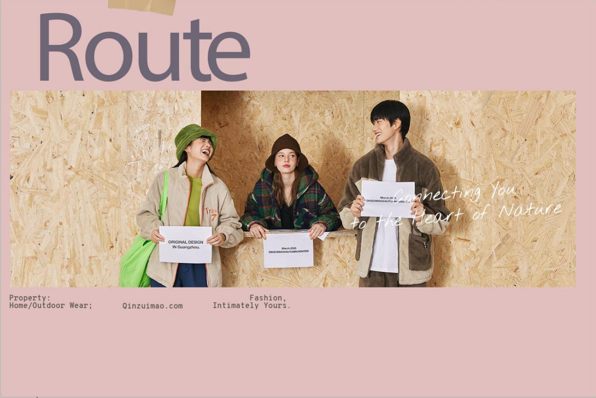 设计工作室场景，展示设计手稿和工作环境